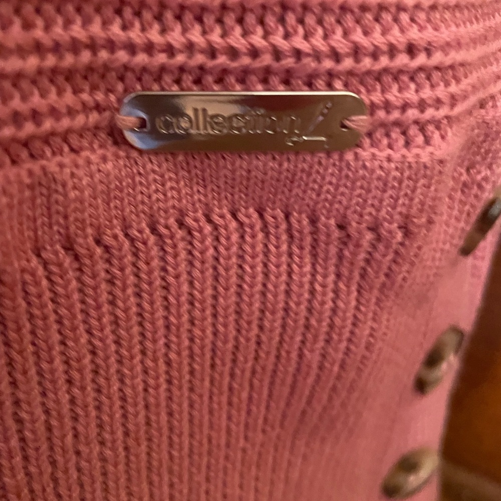 COLLECTION L Women’s Size 4 Mauve Pink Knit Sweater with Button Detail - Picture 2 of 5